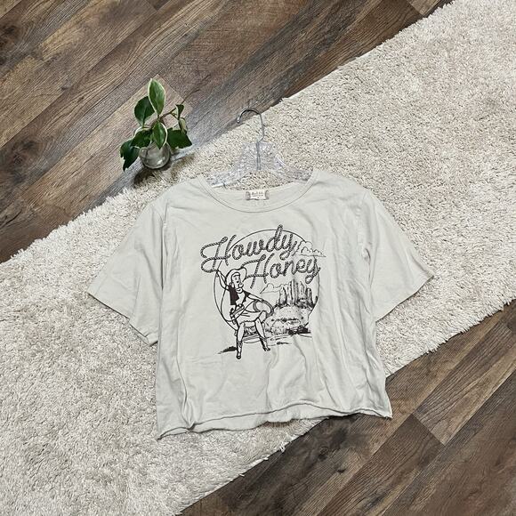 Altar'd State Cowgirl Retro Vintage Western "Howdy Honey" Cropped Graphic Tee - Picture 2 of 5